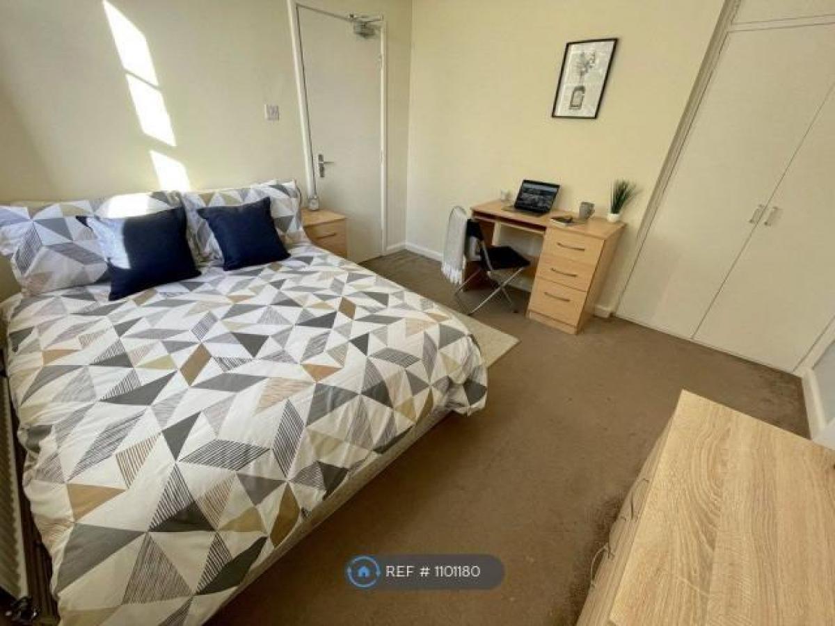 Picture of Apartment For Rent in Portsmouth, Hampshire, United Kingdom