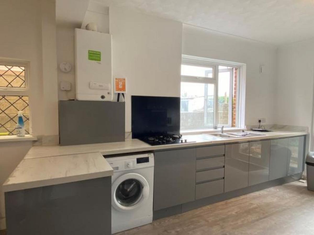 Picture of Apartment For Rent in Portsmouth, Hampshire, United Kingdom