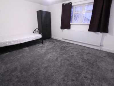 Apartment For Rent in Enfield, United Kingdom