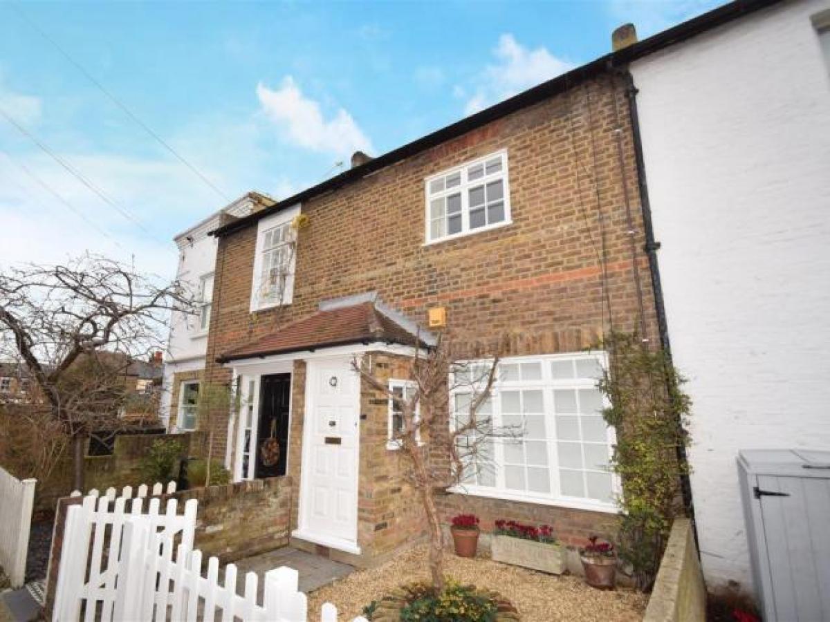 Picture of Home For Rent in Twickenham, Greater London, United Kingdom