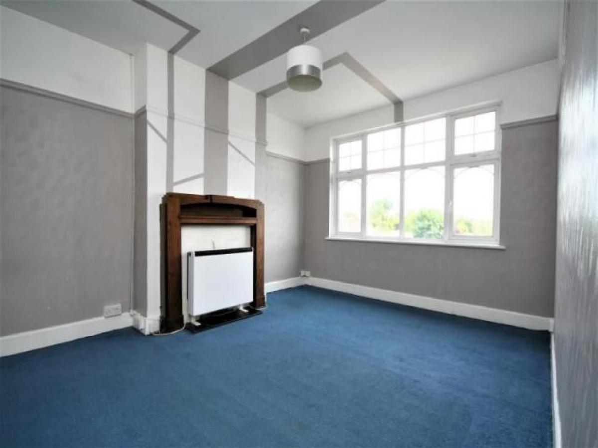 Picture of Apartment For Rent in Harrow, Greater London, United Kingdom