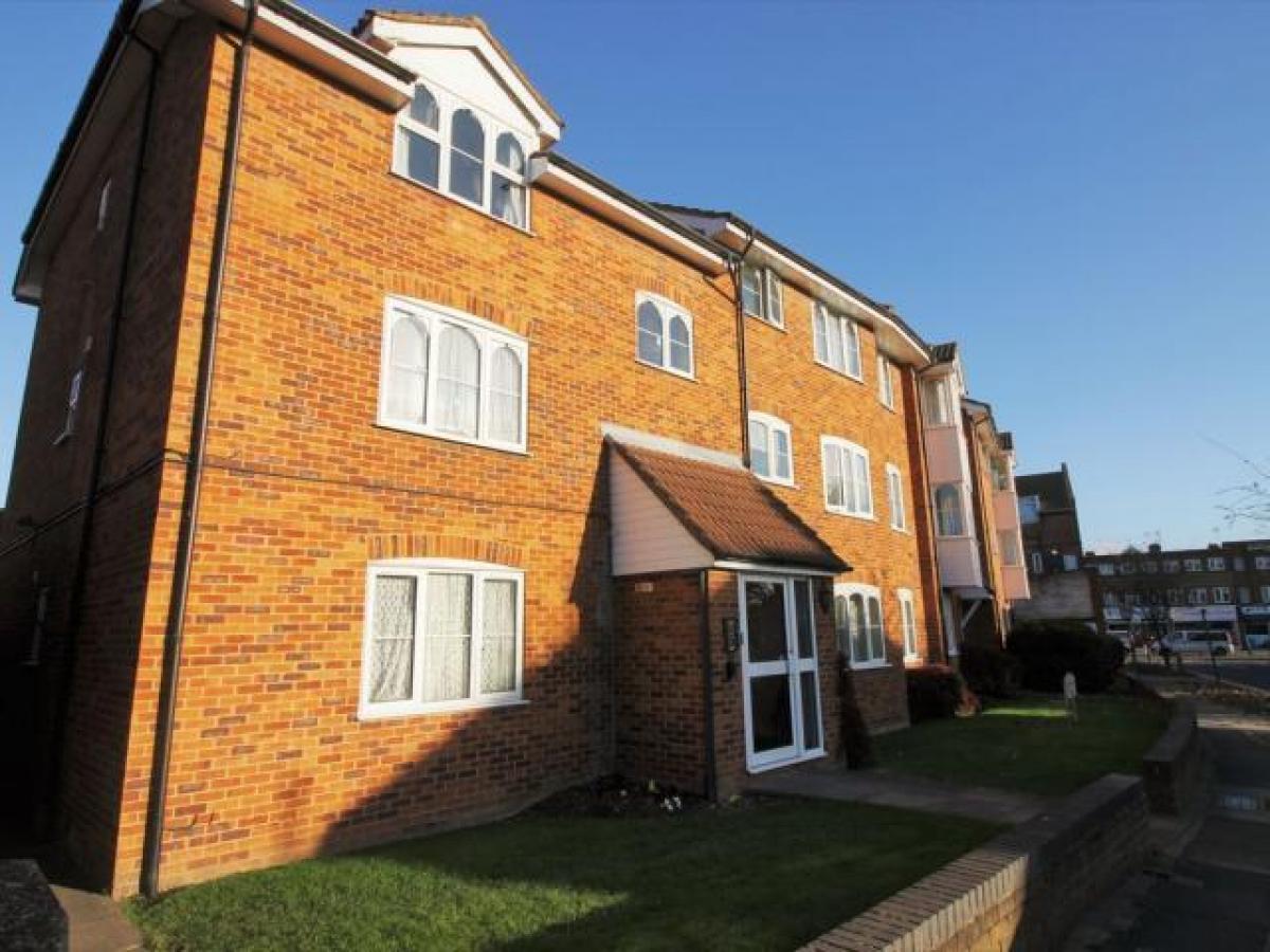 Picture of Apartment For Rent in Harrow, Greater London, United Kingdom