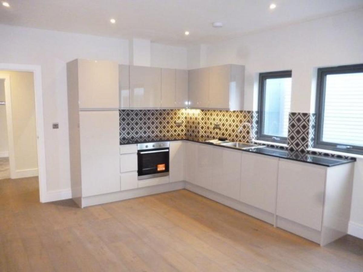 Picture of Apartment For Rent in Wokingham, Berkshire, United Kingdom