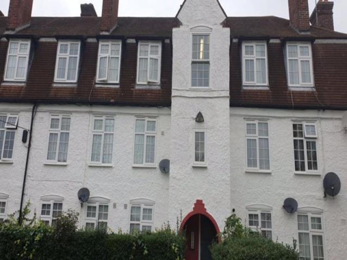 Picture of Apartment For Rent in Edgware, Greater London, United Kingdom