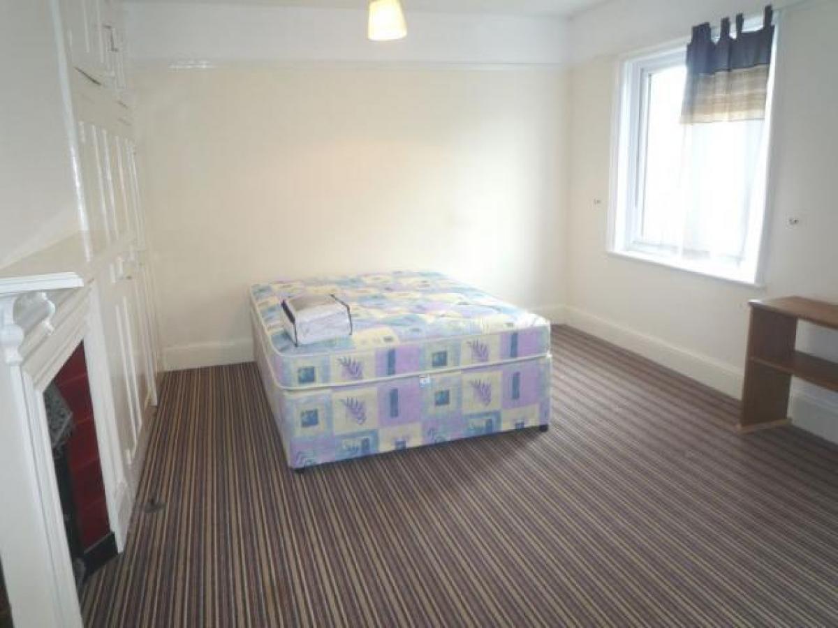 Picture of Apartment For Rent in Wokingham, Berkshire, United Kingdom