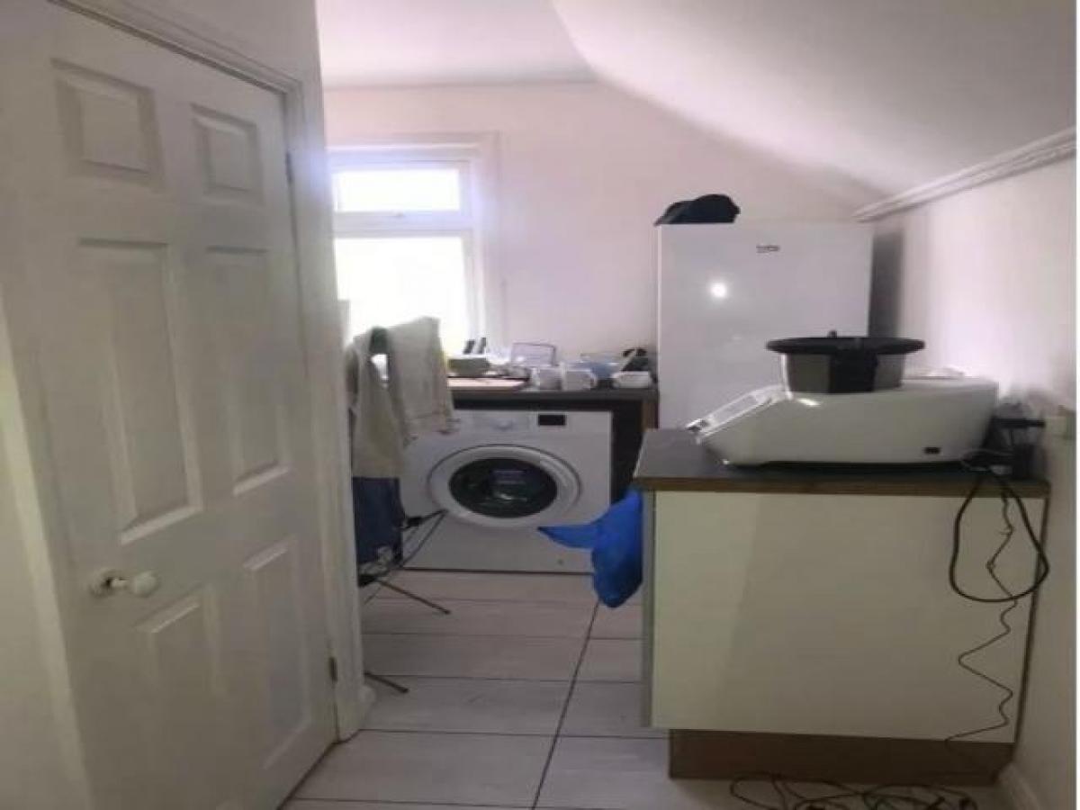 Picture of Apartment For Rent in Harrow, Greater London, United Kingdom