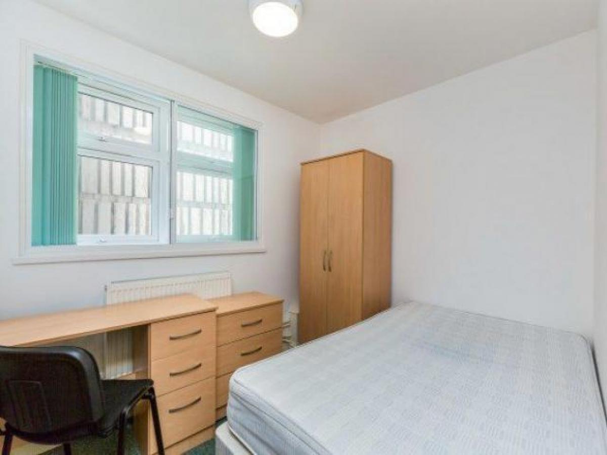 Picture of Apartment For Rent in Portsmouth, Hampshire, United Kingdom