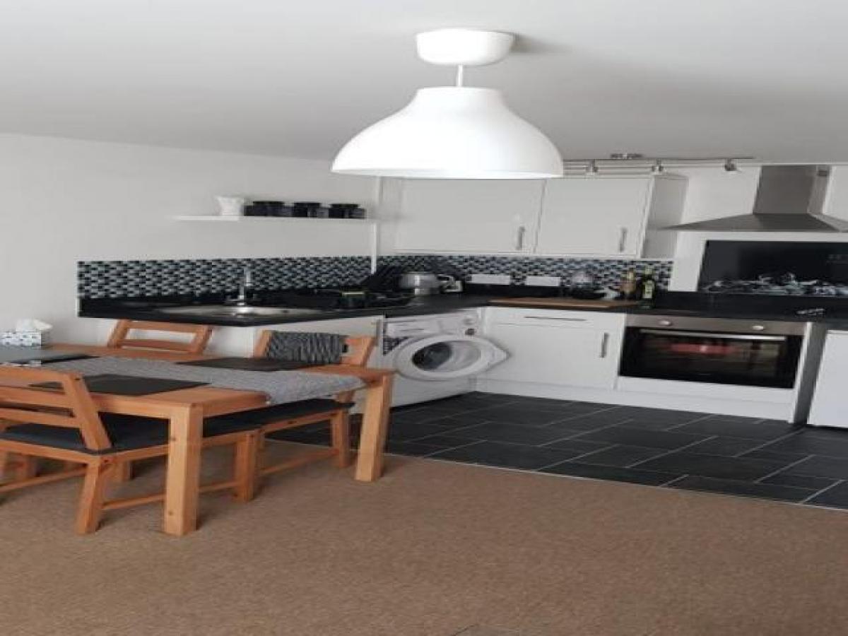 Picture of Apartment For Rent in Luton, Bedfordshire, United Kingdom