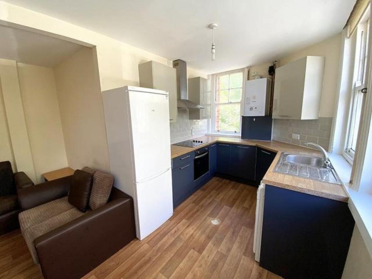 Picture of Apartment For Rent in Portsmouth, Hampshire, United Kingdom