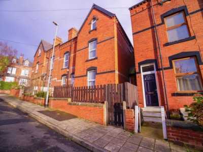 Home For Rent in Leeds, United Kingdom