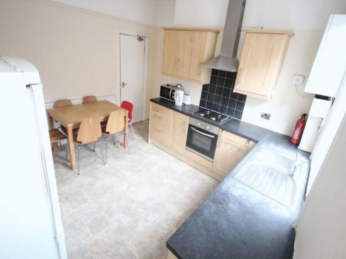 Picture of Home For Rent in Leeds, West Yorkshire, United Kingdom