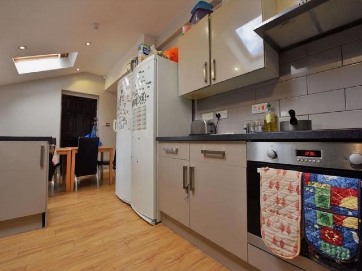 Picture of Home For Rent in Leeds, West Yorkshire, United Kingdom