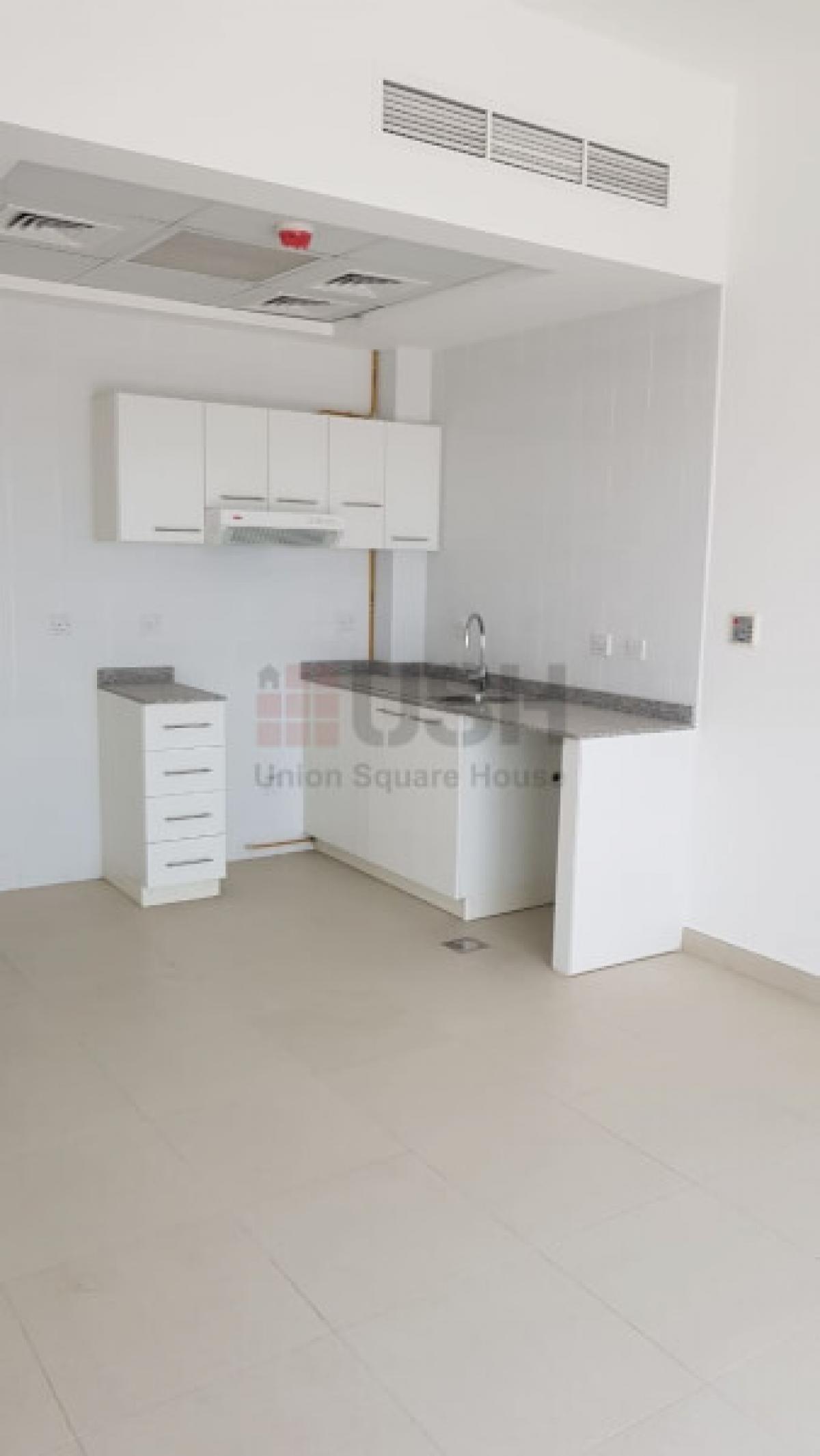 Picture of Apartment For Rent in Al Khail Heights, Dubai, United Arab Emirates