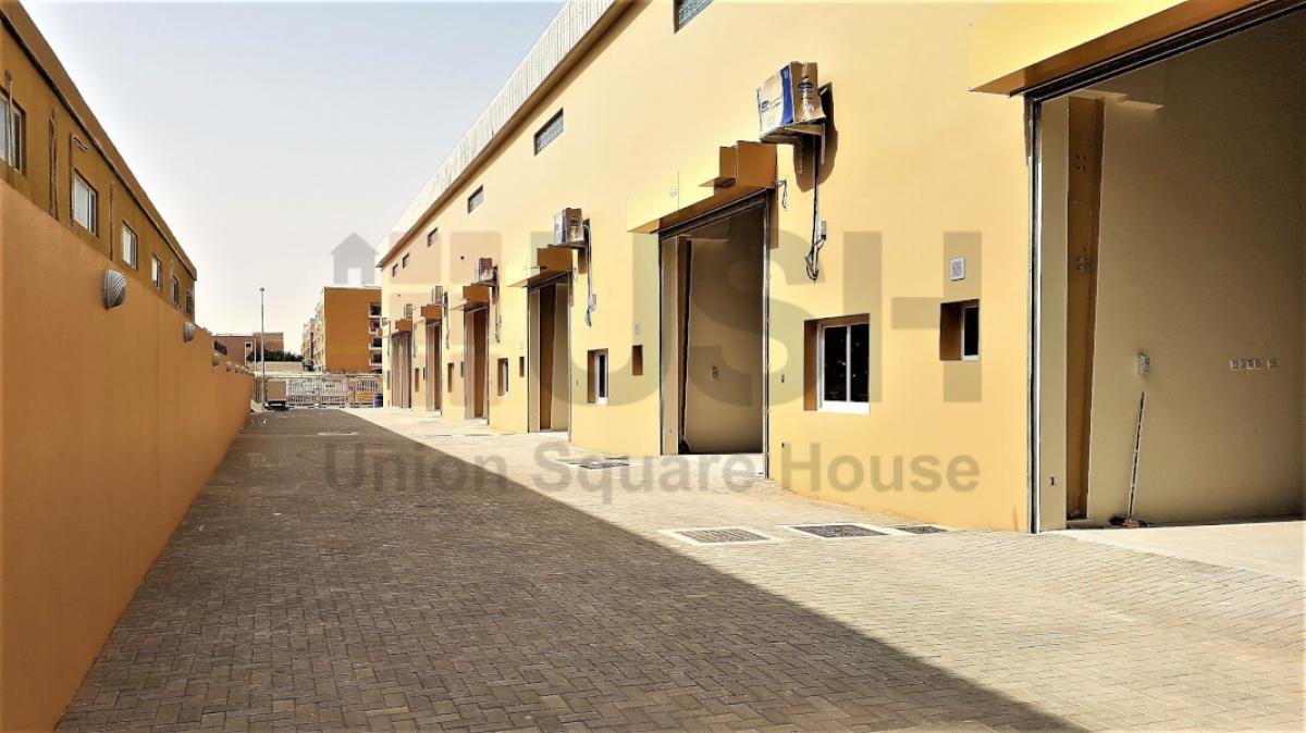 Picture of Home For Rent in Ras Al Khor, Dubai, United Arab Emirates