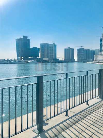 Retail For Sale in Business Bay, United Arab Emirates