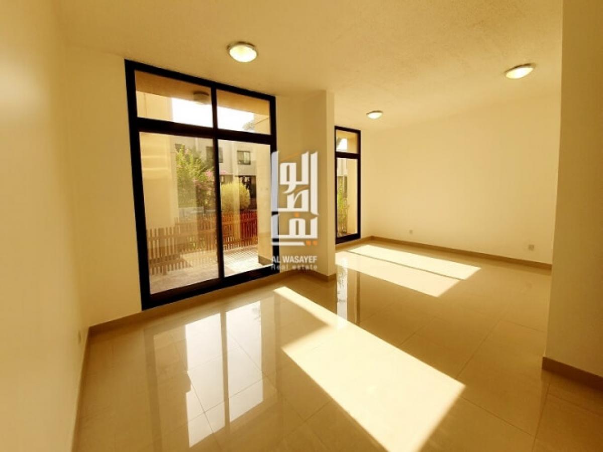 Picture of Villa For Rent in Al Manara, Dubai, United Arab Emirates