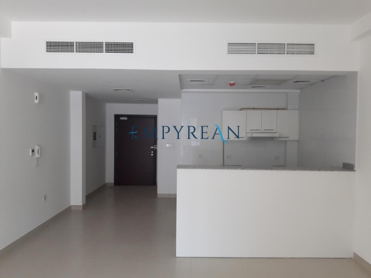 Picture of Apartment For Sale in Al Quoz, Dubai, United Arab Emirates