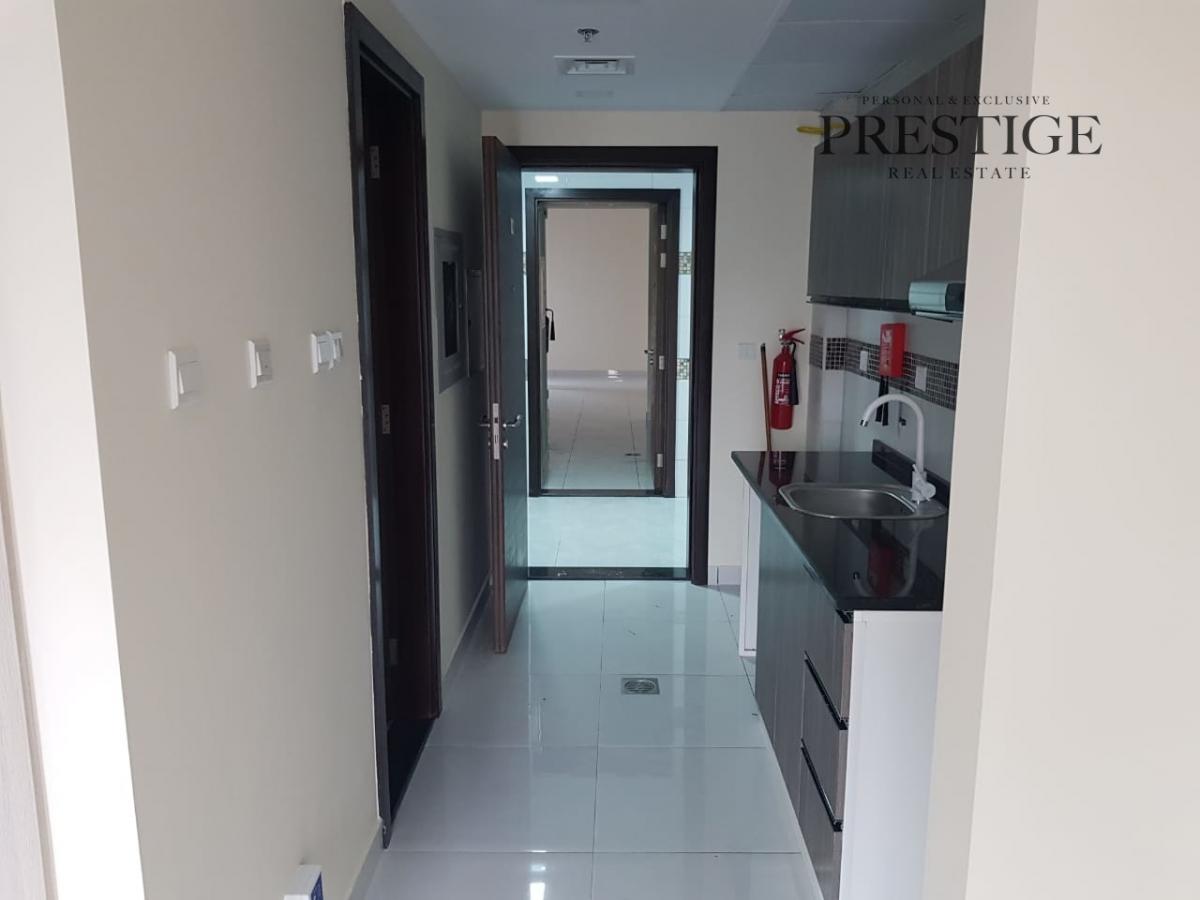 Picture of Apartment For Rent in Al Warsan, Dubai, United Arab Emirates