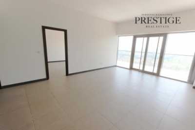 Apartment For Rent in Greens, United Arab Emirates