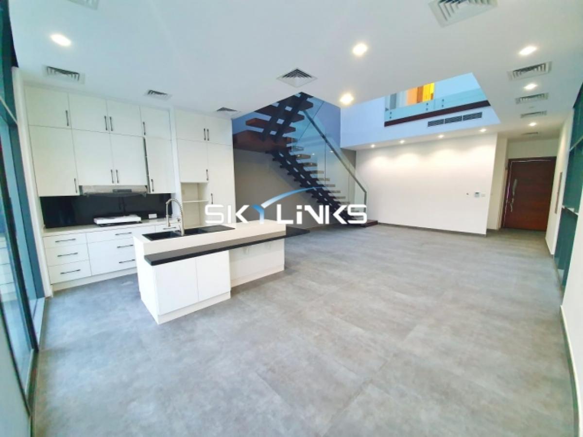 Picture of Villa For Sale in Jumeirah Village Circle (Jvc), Dubai, United Arab Emirates