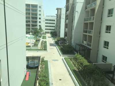 Apartment For Rent in Greens, United Arab Emirates