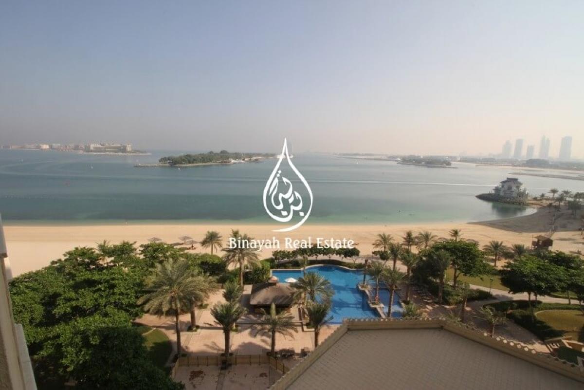 Picture of Apartment For Sale in The Palm Jumeirah, Dubai, United Arab Emirates