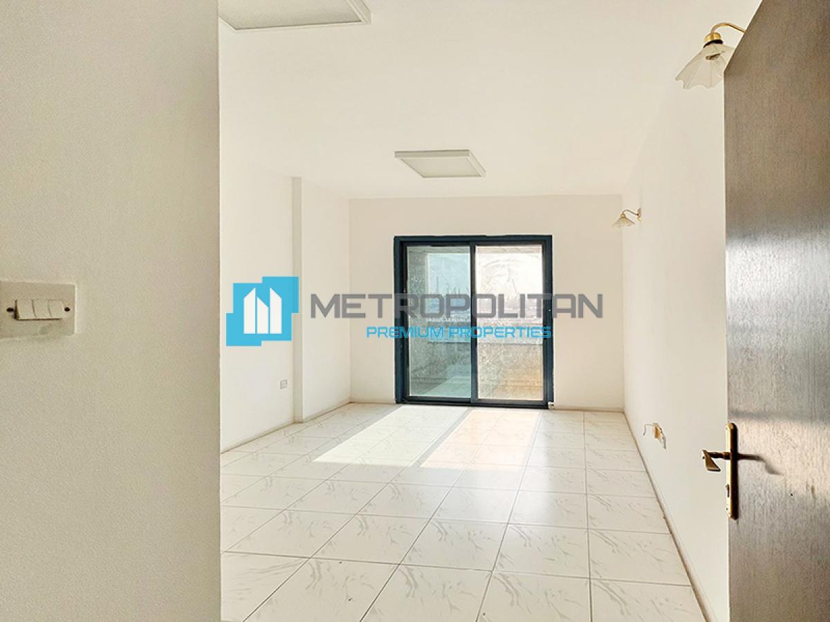 Picture of Office For Sale in Bur Dubai, Dubai, United Arab Emirates