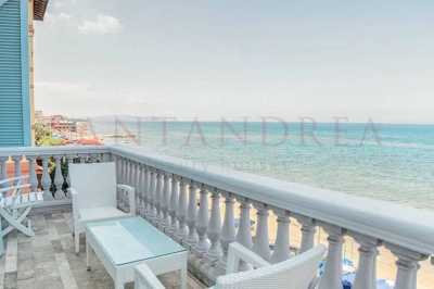 Apartment For Sale in San Vincenzo, Italy