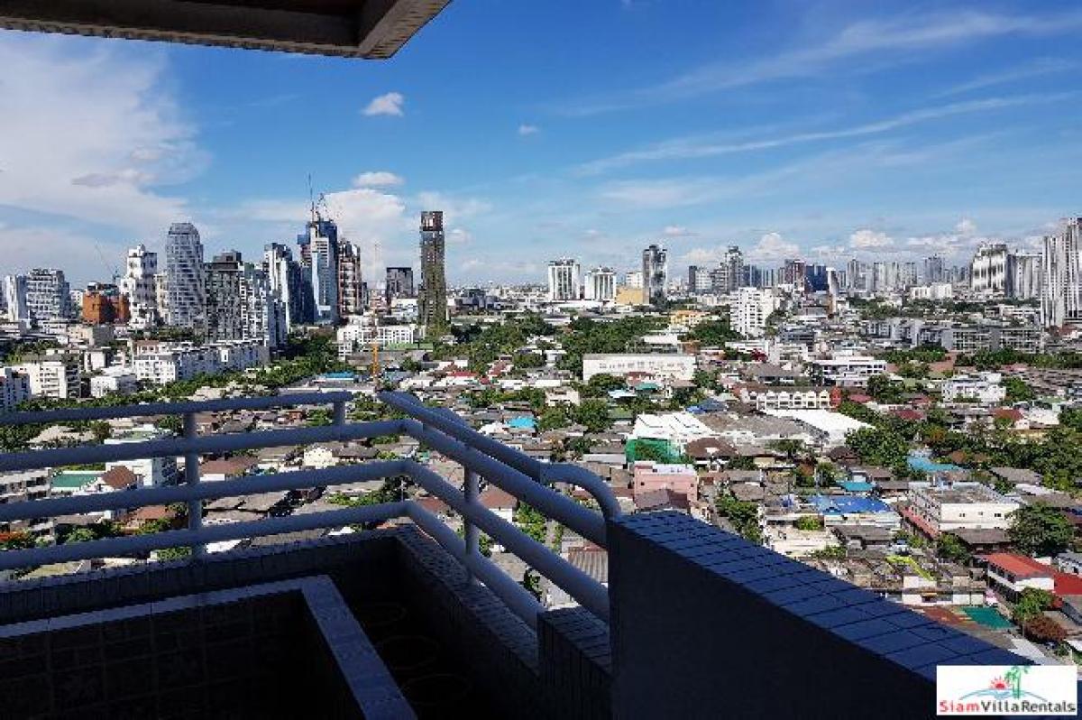 Picture of Apartment For Rent in Sukhumvit Soi 21 39, Bangkok, Thailand