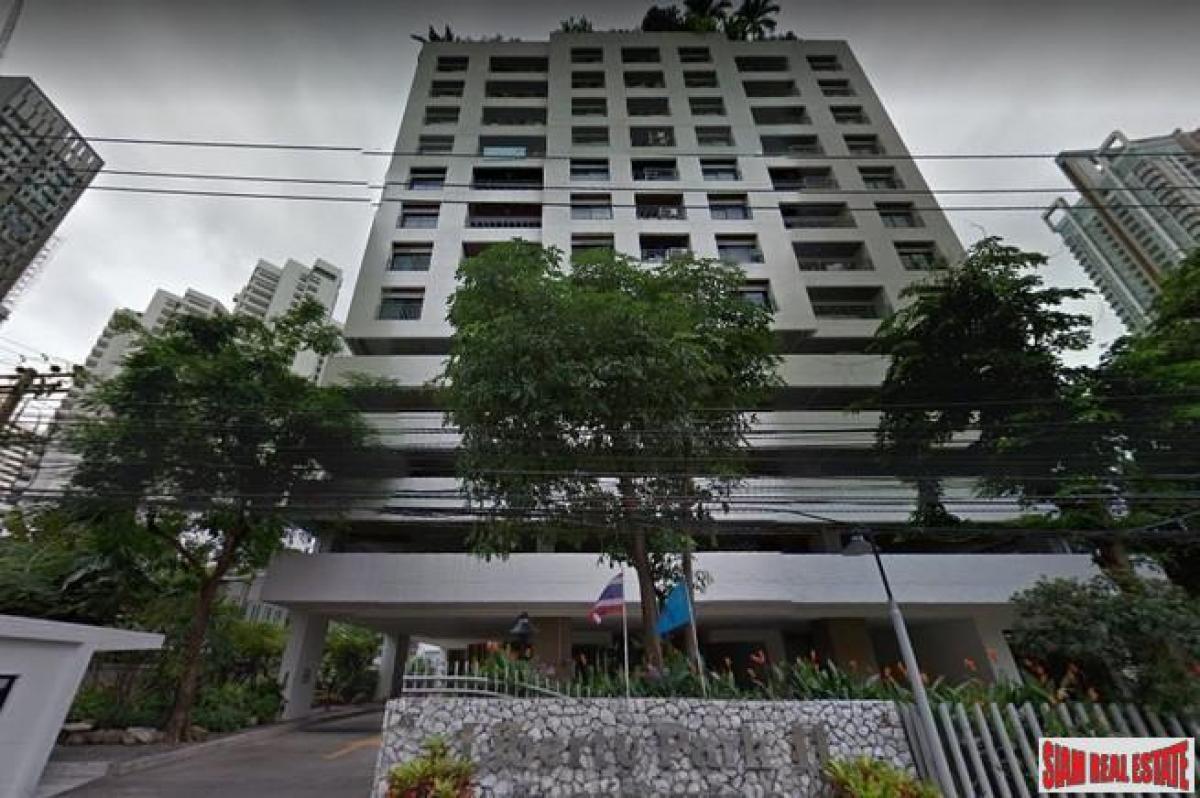 Picture of Apartment For Sale in Nana, Bangkok, Thailand