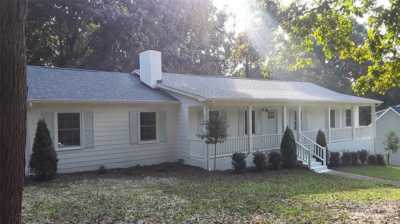 Home For Rent in Belmont, North Carolina