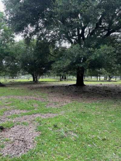 Residential Land For Sale in Pace, Florida