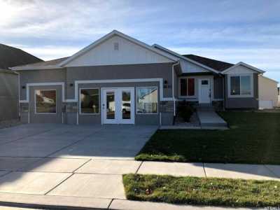 Home For Sale in Eagle Mountain, Utah