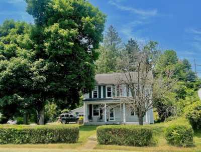 Home For Sale in Logan, Ohio