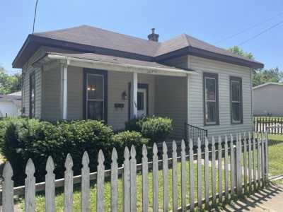 Home For Sale in Spencer, Indiana