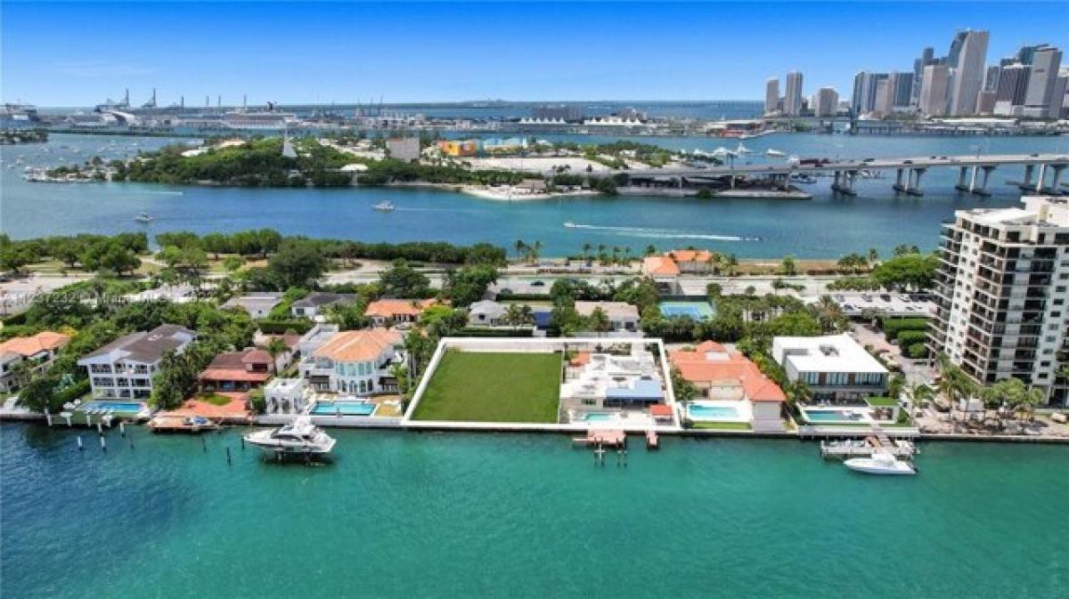 Picture of Residential Land For Sale in Miami, Florida, United States