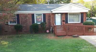 Home For Rent in Charlotte, North Carolina