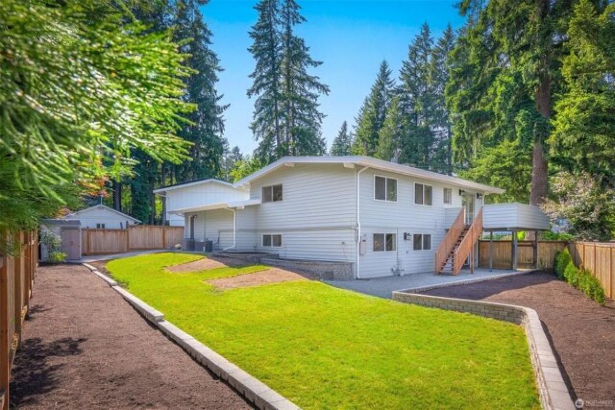 Picture of Home For Sale in Redmond, Washington, United States