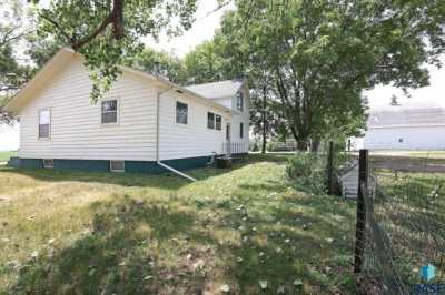 Home For Sale in Lennox, South Dakota