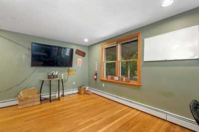 Home For Sale in Auburn, New Hampshire