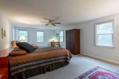 Home For Sale in Amherst, New Hampshire