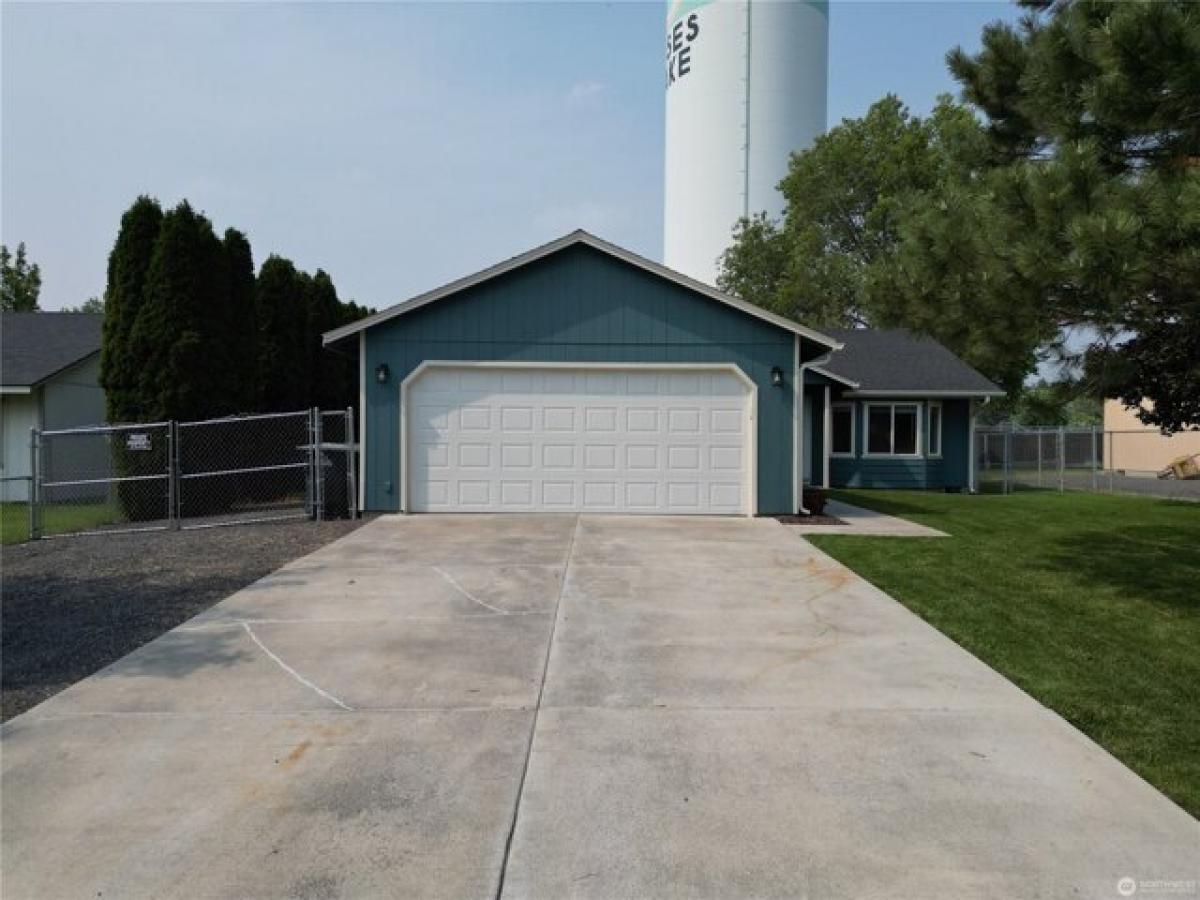 Picture of Home For Sale in Moses Lake, Washington, United States