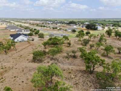 Residential Land For Sale in Lytle, Texas