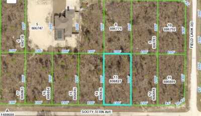 Residential Land For Sale in Weeki Wachee, Florida