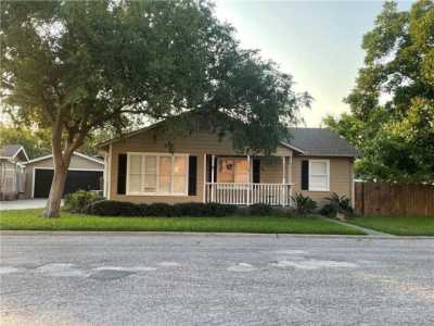 Home For Sale in Corpus Christi, Texas