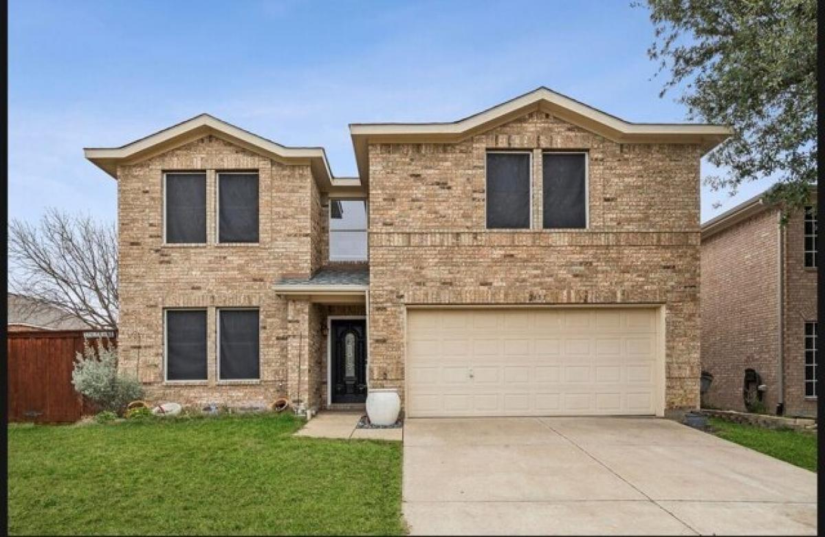 Picture of Home For Sale in Little Elm, Texas, United States