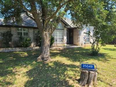 Home For Sale in Whitney, Texas